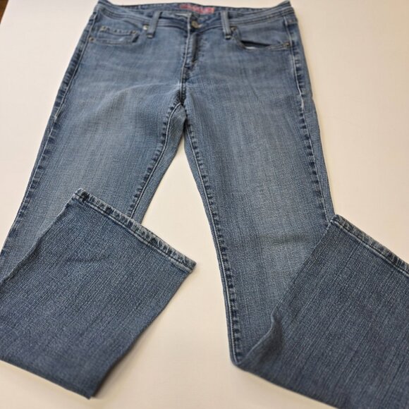 Levi Superlow Boot Cut Light Wash 518 Size 11M - Picture 4 of 8